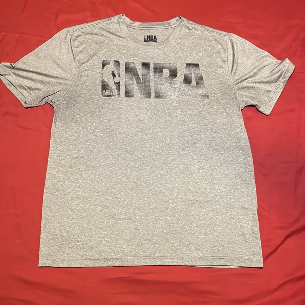 Official NBA Logo Gray “Net-Dri” Dr-Fit T-shirt Size Large